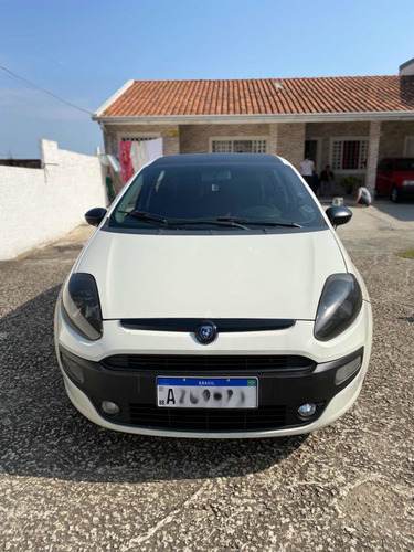 Imagem 1 de 6 de Fiat Punto 2016 1.4 Attractive Flex 5p