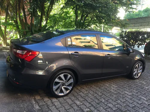 Kia Rio 1.2 4 p