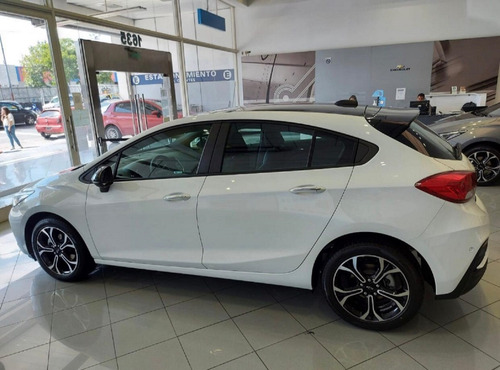 Imagen 4 de 25 de Chevrolet Cruze 5 Puertas Rs 1.4n Turbo Automático 2023 Ep