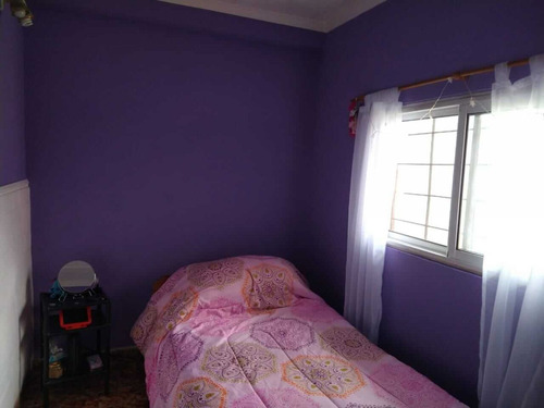 Casa 4 Ambientes Barrio Almirante Brown (villa Lugano), Bergantìn Balcarce 6060 - Villa Lugano Se Acepta Permuta.