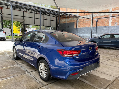 Imagen 5 de 14 de Kia Rio Sedan 2019 Lx Tm6 (credito Disponible)