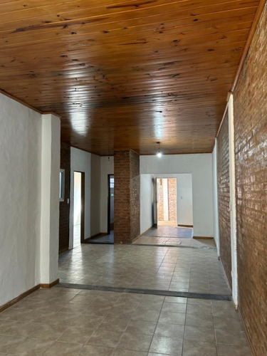 En Venta Propiedad A Pocas Cuadras Del Centro!!