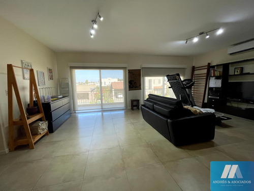 Venta Excelente Casa En B° Bv Chico