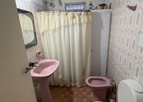 Casa En Venta - 2 Dormitorios 1 Baño - Pergamino