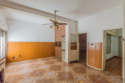 Imagen 23 de 29 de Venta Casa 4 Amb Con Local Comercial Acep. Permuta