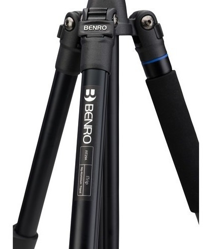 Imagem 2 de 10 de Tripé Benro It25 Itrip Fit29aih1 C/ Ball Head Vira Monopé