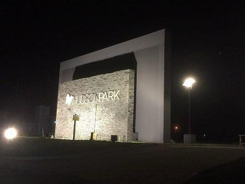 Lote Venta En Barrio Privado Hudson Park-financiado