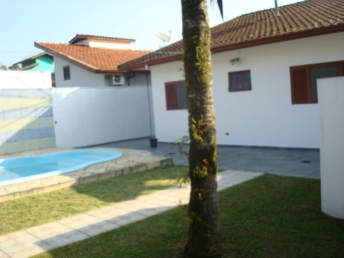 Ampla Resid. 3 Dorm. Sendo Uma Suíte Em Condomínio Fechado - Ubatuba L. Norte Sp - Rod. Oswaldo Cruz 4758,