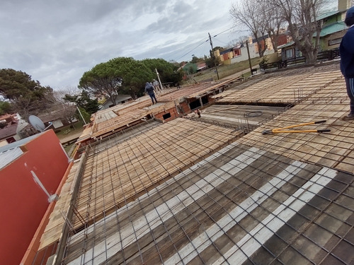 Venta En Pozo En Costa Azul Dptos De 3ambts A 300 M D Mar