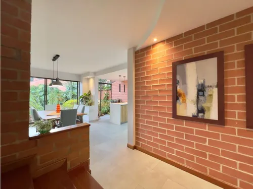 Venta Casa Los Balsos 250 Mts2 Admon $780.000