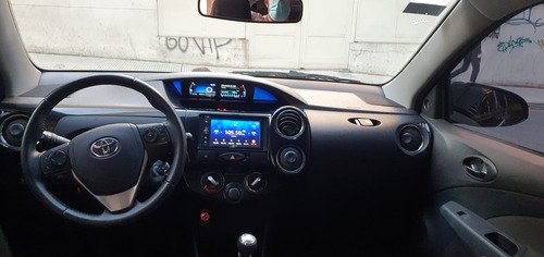 Imagen 7 de 9 de Etios