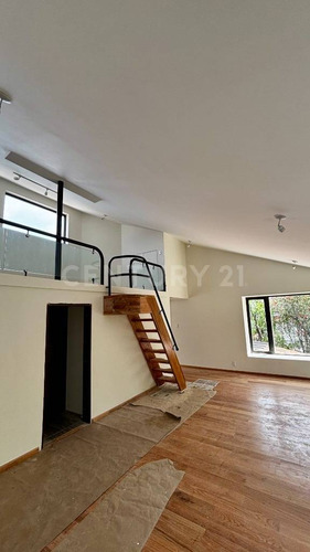 Casa En Renta En Condominio En Tecamachalco Totalmente Remodelada