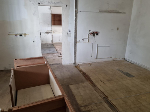 Imagen 14 de 27 de Edificio Comercial -isla De Flores Y Barrios Amorín, Palermo, 1265 M2 , 15 Mts De Frente !!