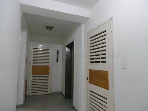 Imagen 2 de 17 de Apartamento De Oportunidad En La Soledad Maracay Ljsa 23-4100
