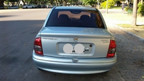 Chevrlot Corsa Classic 1.6 Super Permuta Zafira 2008 LG 8v
