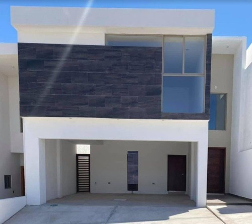 Imagen 1 de 19 de Casa En Venta En Residencial Valdivia