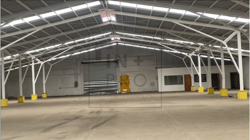 Bodega Industrial Con Oficina En Curicó - Los Niches