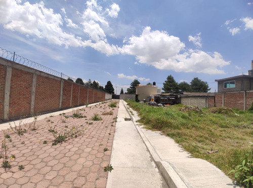 Venta De Terreno Para Desarrolladores 1950m2 En Ocotitlan Metepec