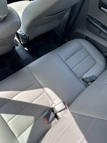 Volkswagen Fox 1.6 MSI TOTAL FLEX CONNECT 4P I-MOTION