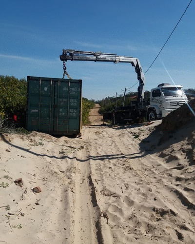 Imagen 4 de 5 de Servicio De Hidrogrua Grua Transportes De Contenedores