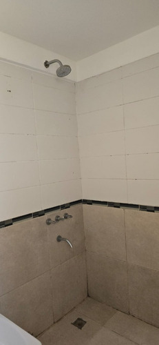 Alquilo Luminoso Dulpex De 3 Dormitorios Y 2 Baños Centenari