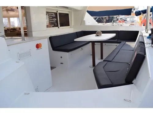 Encantador Catamaran Para Renta Por Día