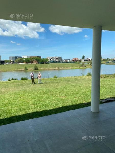 Imagen 20 de 30 de Casa En Venta En Barrio El Canton - Maroto Propiedades