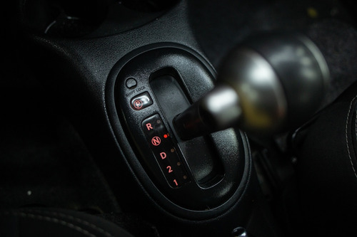 Nissan March 1.6 Advance Media Tech 107cv