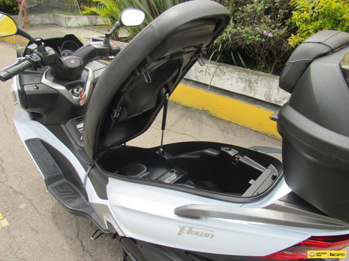 Kymco X-town 300