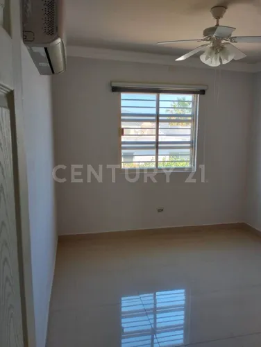 Casa En Renta En Col. Cumbres Renacimiento En Monterrey