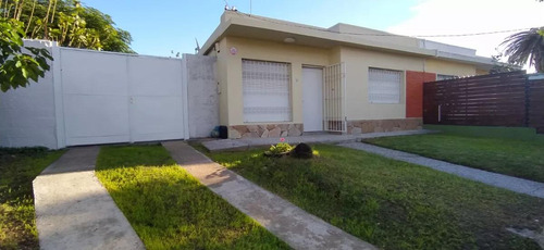 Alquiler Casa 2 Dormitorios Peñarol Entrada 3 Autos