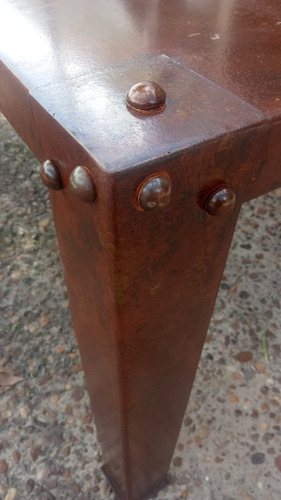 Imagen 2 de 9 de Mesa Ratona De Hierro Y Chapa 80 X 80 Cm. Estilo Industrial