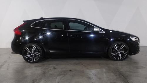 Volvo V40 2.0 R-DESIGN T5
