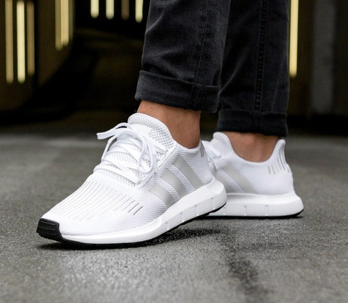 Tenis Adidas Swift Run Blancos