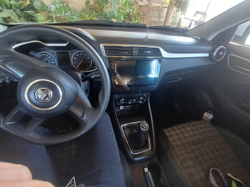 MG Zs 1.5 4at Com