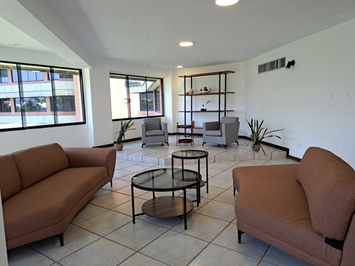 Se Vende Apto De 5 Hab , Las Canoas , Complejo Turístico El Morro De Lechería