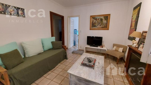 Imagen 2 de 12 de Encantadora Casa Con Jardín Y Terraza - Olivos