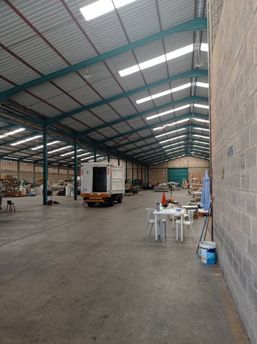 Ns Vende Complejo Industrial 18 Mil M2 Av. Aragua Maracay