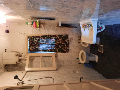 Vendo Casa Modesta Techo Liviano Gran Terreno