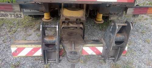 Plataforma Guincho Hidráulica Jota Truck Ano 2017