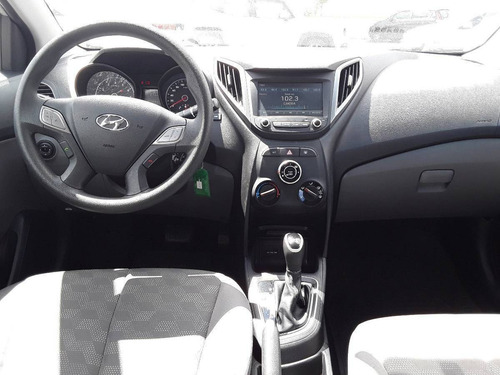 Imagem 9 de 9 de Hyundai Hb20s 1.6 Comfort Plus 16v Flex 4p Automático