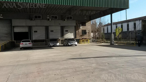 Imagen 9 de 11 de Nave Industrial - Grand Bourg