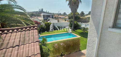 Casa En Venta De 4 Dorm. En Quilpué