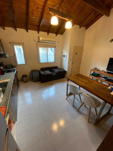 Imagen 10 de 17 de Dpto 2 Amb - Interno - Con Patio - Excelente Estado