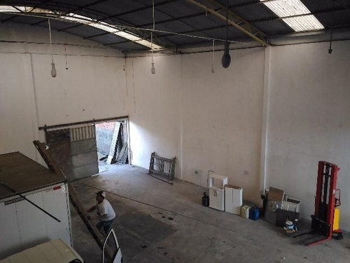 Imagem 4 de 5 de Barracão À Venda, 250 M² Por R$ 850.000,00 - Xaxim - Referência: 78388. - 78388