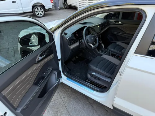 Volkswagen Taos 1.4 Tsi Highline At
