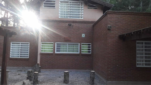 Imagen 12 de 13 de Chalet Duplex En El Pinar En La Lucila A 300 Mts Del Mar.