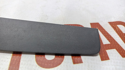 Tapa Tiron De Facia Rav4 19-21 Derecho Inferior Original #3 (Usado)