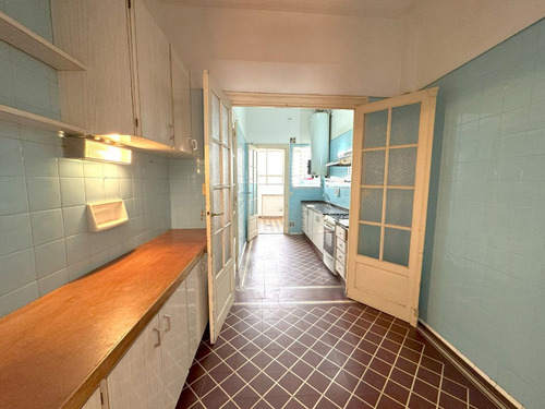 Venta Depto Semipiso 4 Amb C/dependencia - Flores