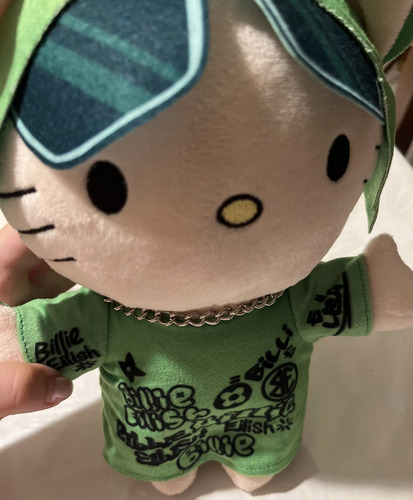 Billie Eilish Muñeco De Peluche Hello Kitty